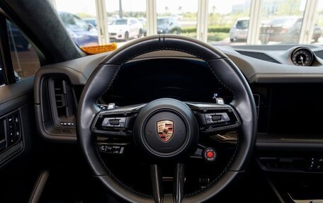 Porsche Cayenne III, 2024 год, 28 000 000 рублей, 16 фотография