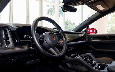 Porsche Cayenne III, 2024 год, 28 000 000 рублей, 15 фотография