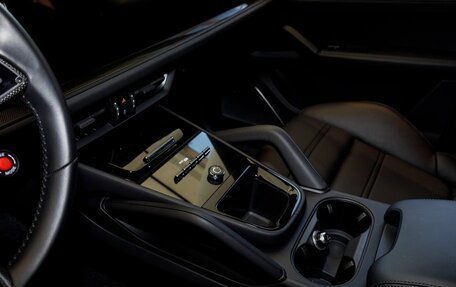 Porsche Cayenne III, 2024 год, 28 000 000 рублей, 26 фотография