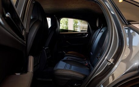 Porsche Cayenne III, 2024 год, 28 000 000 рублей, 28 фотография