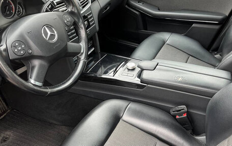 Mercedes-Benz E-Класс, 2011 год, 1 600 000 рублей, 8 фотография