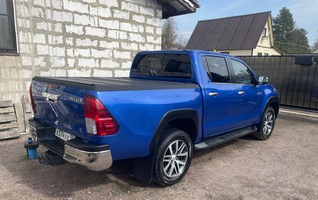 Toyota Hilux VIII, 2016 год, 3 450 000 рублей, 7 фотография