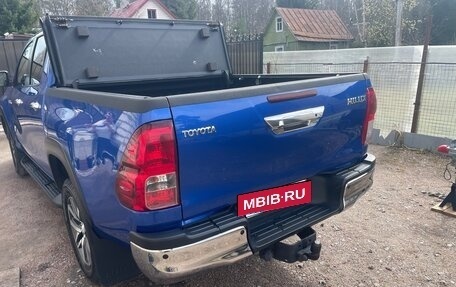 Toyota Hilux VIII, 2016 год, 3 450 000 рублей, 8 фотография