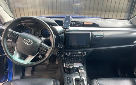 Toyota Hilux VIII, 2016 год, 3 450 000 рублей, 26 фотография
