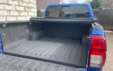 Toyota Hilux VIII, 2016 год, 3 450 000 рублей, 23 фотография