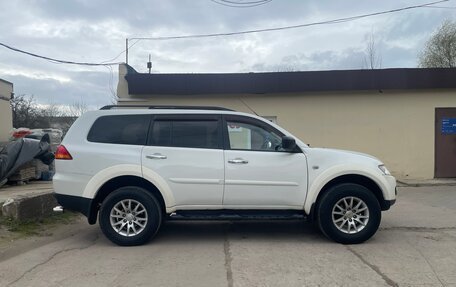 Mitsubishi Pajero Sport II рестайлинг, 2012 год, 1 590 000 рублей, 5 фотография