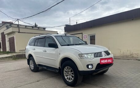 Mitsubishi Pajero Sport II рестайлинг, 2012 год, 1 590 000 рублей, 3 фотография