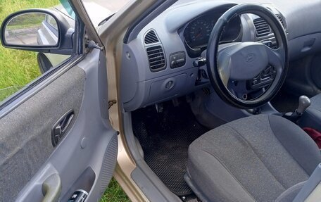 Hyundai Accent II, 2004 год, 380 000 рублей, 3 фотография
