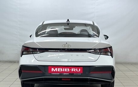 Hyundai Elantra, 2024 год, 2 550 000 рублей, 7 фотография