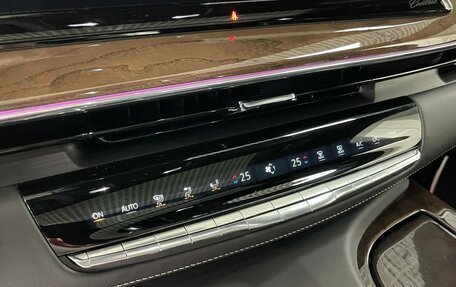 Cadillac Escalade V, 2023 год, 15 900 000 рублей, 22 фотография