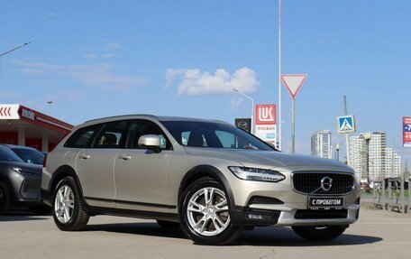 Volvo V90 Cross Country I рестайлинг, 2018 год, 2 990 000 рублей, 3 фотография