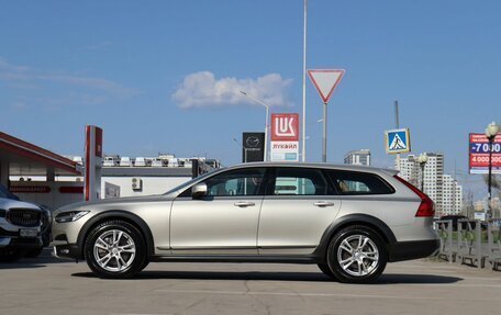 Volvo V90 Cross Country I рестайлинг, 2018 год, 2 990 000 рублей, 8 фотография