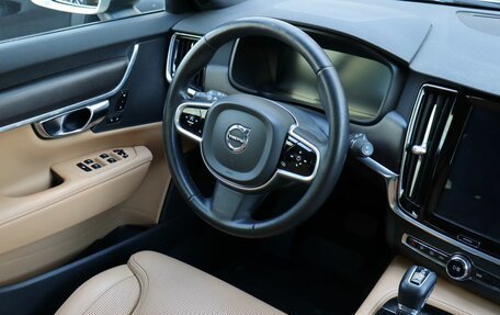 Volvo V90 Cross Country I рестайлинг, 2018 год, 2 990 000 рублей, 12 фотография