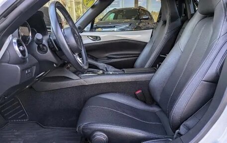 Mazda MX-5, 2022 год, 3 677 907 рублей, 12 фотография