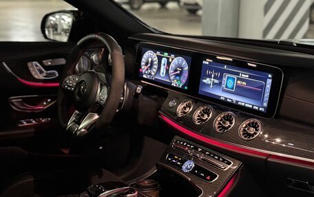 Mercedes-Benz E-Класс AMG, 2018 год, 5 750 000 рублей, 7 фотография