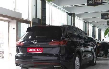 Volkswagen Touareg III, 2021 год, 4 322 933 рублей, 5 фотография