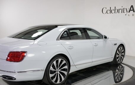 Bentley Flying Spur, 2022 год, 16 116 406 рублей, 19 фотография