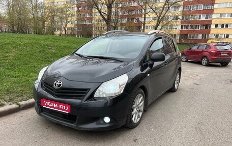 Toyota Verso I, 2010 год, 1 100 000 рублей, 1 фотография