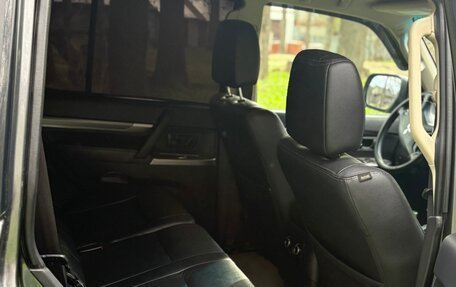 Mitsubishi Pajero IV, 2015 год, 2 050 000 рублей, 8 фотография