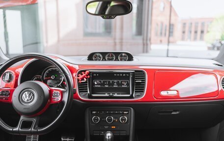 Volkswagen Beetle, 2013 год, 1 890 000 рублей, 16 фотография
