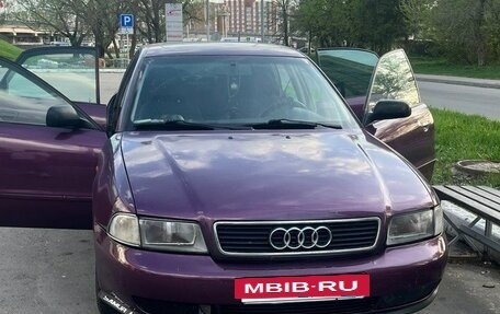 Audi A4, 1994 год, 300 000 рублей, 6 фотография