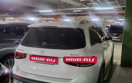 Mercedes-Benz GLB, 2021 год, 2 970 000 рублей, 3 фотография