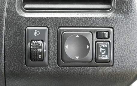 Nissan Serena IV, 2010 год, 1 259 000 рублей, 17 фотография