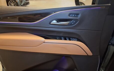 Cadillac Escalade V, 2021 год, 8 474 762 рублей, 11 фотография