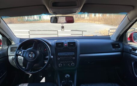 Volkswagen Jetta VI, 2010 год, 650 000 рублей, 28 фотография