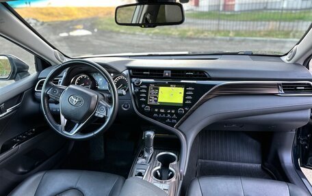 Toyota Camry, 2019 год, 3 200 000 рублей, 13 фотография