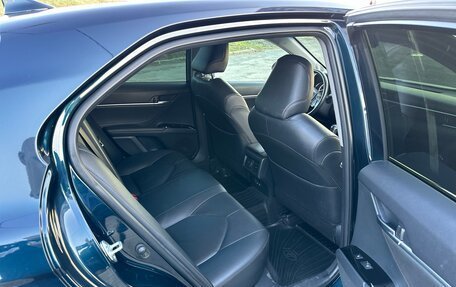 Toyota Camry, 2019 год, 3 200 000 рублей, 12 фотография