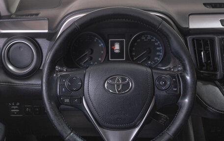 Toyota RAV4, 2017 год, 2 459 000 рублей, 15 фотография