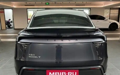 Tesla Model Y I, 2025 год, 4 360 000 рублей, 2 фотография