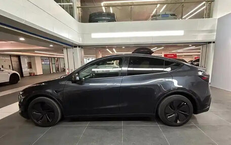 Tesla Model Y I, 2025 год, 4 360 000 рублей, 14 фотография
