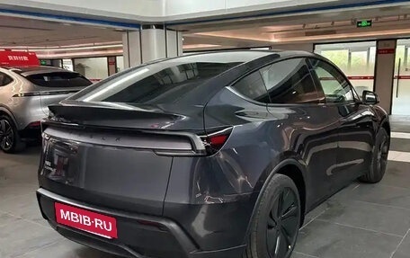 Tesla Model Y I, 2025 год, 4 360 000 рублей, 9 фотография