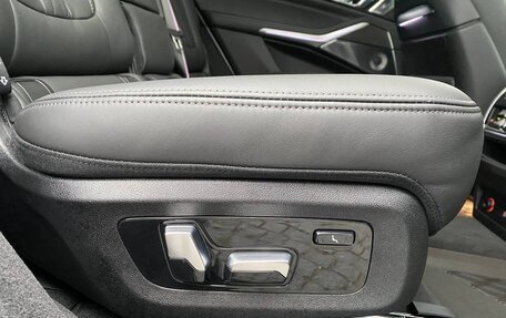 BMW X7, 2024 год, 18 500 000 рублей, 28 фотография