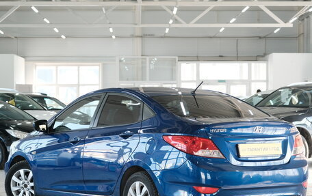 Hyundai Solaris II рестайлинг, 2011 год, 859 000 рублей, 5 фотография
