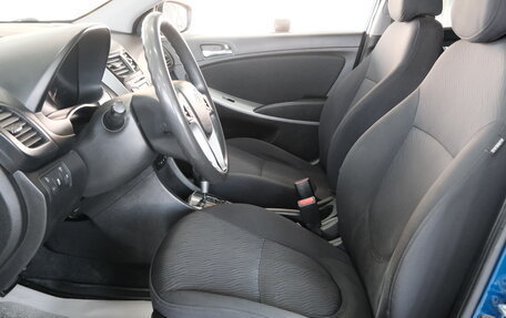 Hyundai Solaris II рестайлинг, 2011 год, 859 000 рублей, 8 фотография