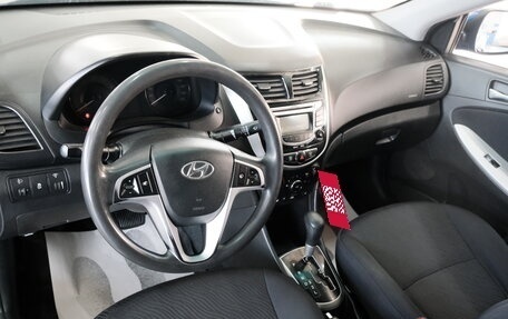 Hyundai Solaris II рестайлинг, 2011 год, 859 000 рублей, 11 фотография