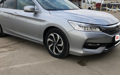 Honda Accord IX рестайлинг, 2017 год, 2 450 000 рублей, 9 фотография
