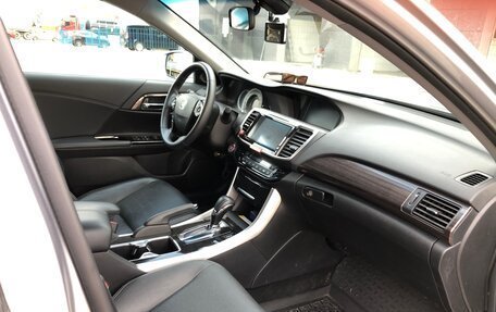 Honda Accord IX рестайлинг, 2017 год, 2 450 000 рублей, 11 фотография
