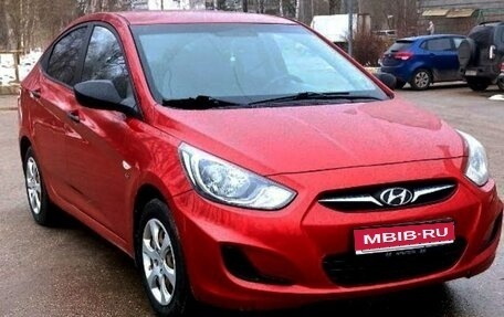 Hyundai Solaris II рестайлинг, 2013 год, 760 000 рублей, 1 фотография