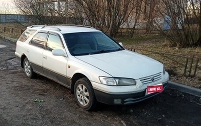 Toyota Camry, 1998 год, 303 000 рублей, 1 фотография