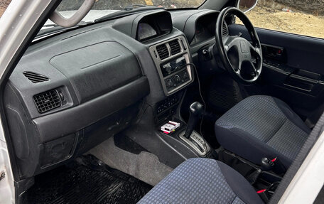 Mitsubishi Pajero iO, 1999 год, 400 000 рублей, 9 фотография