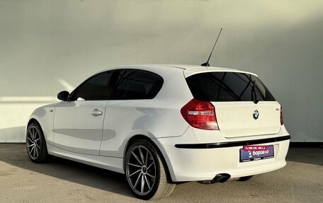 BMW 1 серия, 2008 год, 880 000 рублей, 10 фотография