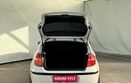 BMW 1 серия, 2008 год, 880 000 рублей, 12 фотография