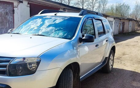 Renault Duster I рестайлинг, 2014 год, 950 000 рублей, 2 фотография