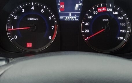 Hyundai Solaris II рестайлинг, 2013 год, 760 000 рублей, 8 фотография