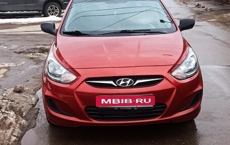 Hyundai Solaris II рестайлинг, 2013 год, 760 000 рублей, 10 фотография