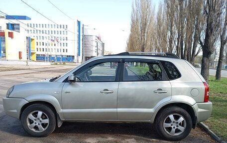 Hyundai Tucson III, 2006 год, 755 000 рублей, 3 фотография